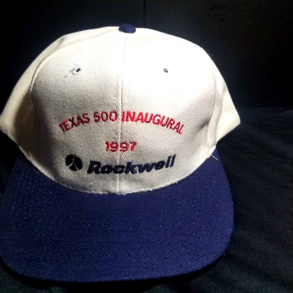 Vintage 1997 NASCAR TX Speedway snapback. Rockwell